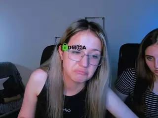 crystal-monroe's Live Sex Cam Show