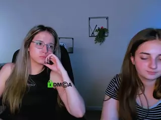 crystal-monroe's Live Sex Cam Show