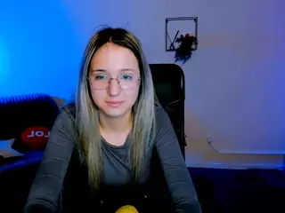 crystal-monroe's Live Sex Cam Show