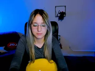 crystal-monroe's Live Sex Cam Show
