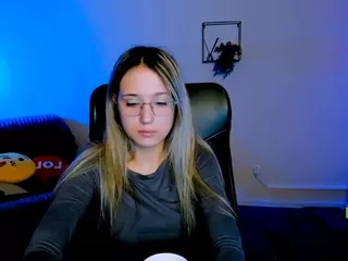 crystal-monroe's Live Sex Cam Show