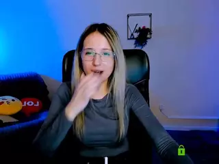 crystal-monroe's Live Sex Cam Show