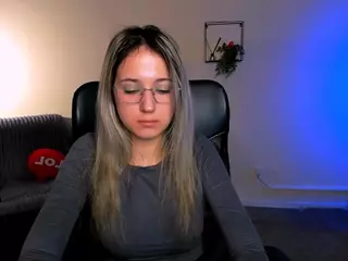 crystal-monroe's Live Sex Cam Show