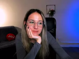 crystal-monroe's Live Sex Cam Show