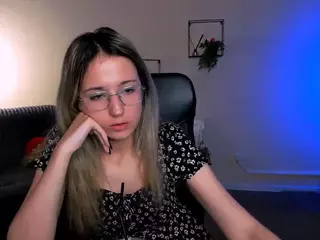crystal-monroe's Live Sex Cam Show