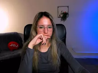crystal-monroe's Live Sex Cam Show