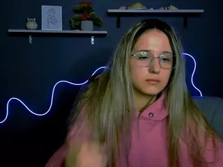 crystal-monroe's Live Sex Cam Show