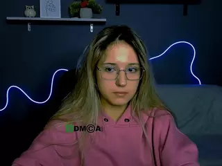 crystal-monroe's Live Sex Cam Show