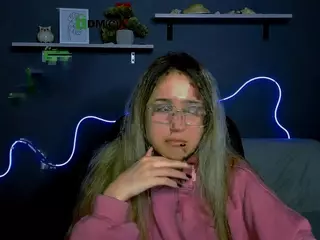 crystal-monroe's Live Sex Cam Show