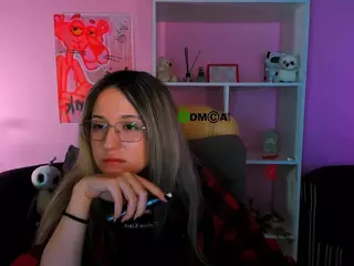 crystal-monroe's Live Sex Cam Show