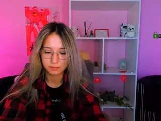 crystal-monroe's Live Sex Cam Show