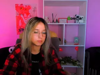 crystal-monroe's Live Sex Cam Show