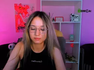 crystal-monroe's Live Sex Cam Show