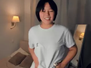 DaisyBierly's Live Sex Cam Show