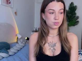evacolins live webcam show
