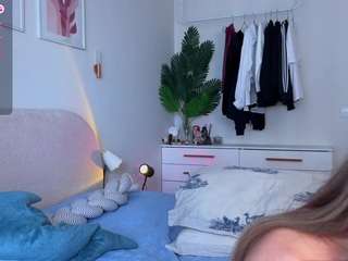 evacolins live webcam show