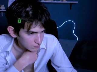 hot-dominic Live Webcam on CamSoda