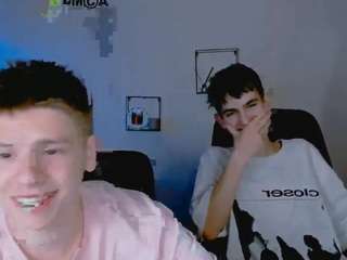 hot-dominic Live Webcam on CamSoda