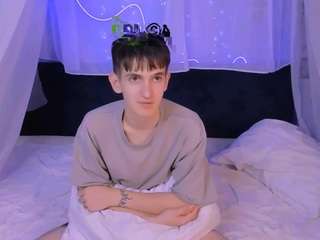 hot-dominic