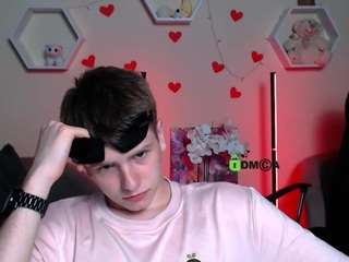 hot-dominic Live Webcam on CamSoda