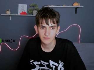hot-dominic