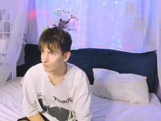 hot-dominic