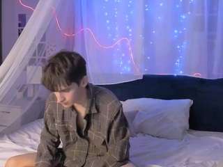 hot-dominic