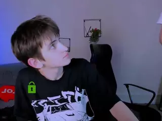 hot-dominic's Live Sex Cam Show