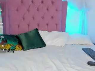 mia-hotx69's Live Sex Cam Show