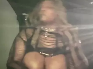RuetheWaning's Live Sex Cam Show
