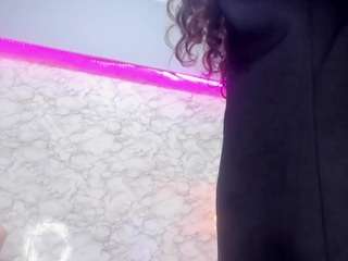 shylysweet Live Webcam on CamSoda