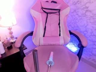 shylysweet's CamSoda show and profile