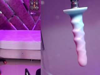 shylysweet Live Webcam on CamSoda