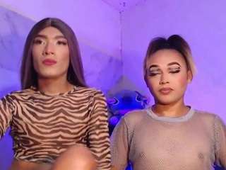 ALEXA AND KIM — LIVE on Camsoda