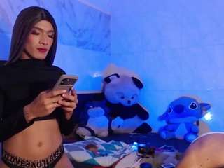 ALEXA AND KIM live webcam show