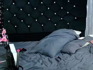 alicee-moonn Live Webcam on CamSoda alicee-moonn Live Webcam on CamSoda