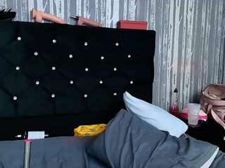 alicee-moonn from CamSoda is Freechat