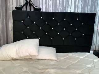 alicee-moonn Live Webcam on CamSoda