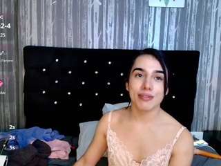 alicee-moonn Live Webcam on CamSoda