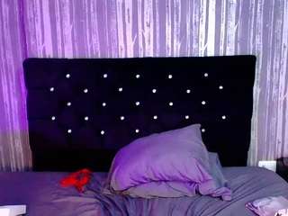 alicee-moonn's CamSoda show and profile