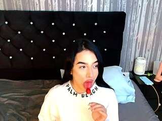 alicee-moonn webcam