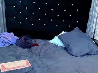 alicee-moonn webcam