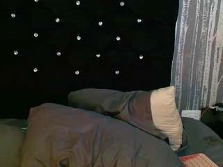 alicee-moonn webcam