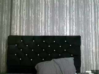 alicee-moonn webcam