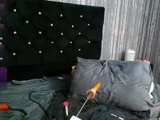 alicee-moonn webcam