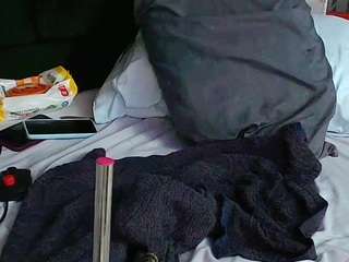 Alicee-Moonn live cam