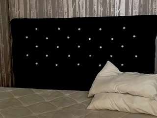 alicee-moonn Sex Cam Show