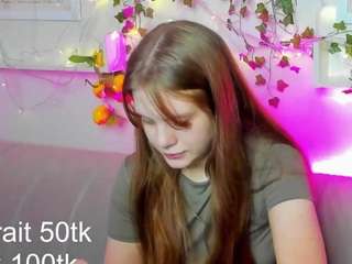 alisa-young Live Webcam on CamSoda