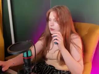 Alisa-Young's Live Sex Cam Show
