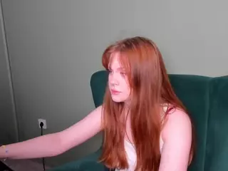 Alisa-Young's Live Sex Cam Show